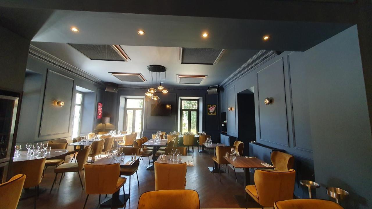 Hotel Restaurant Le Repere Vizille Exterior photo